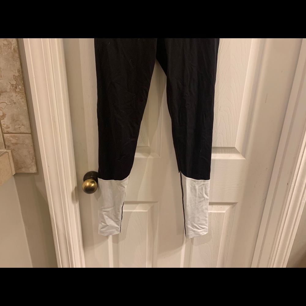 Victoria Secrets Sport Small Leggings